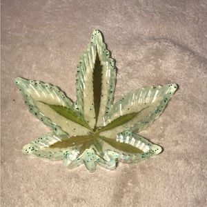 Unique epoxy resin ashtray / trinket tray with my favorite leaf and glows By Me